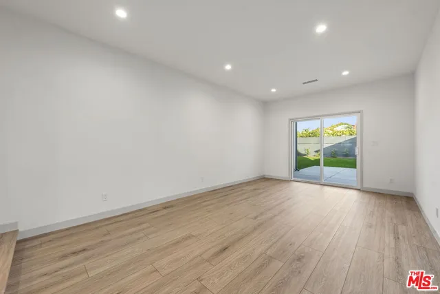 $6,995 | 3866 Westside Avenue, Los Angeles, CA 90008