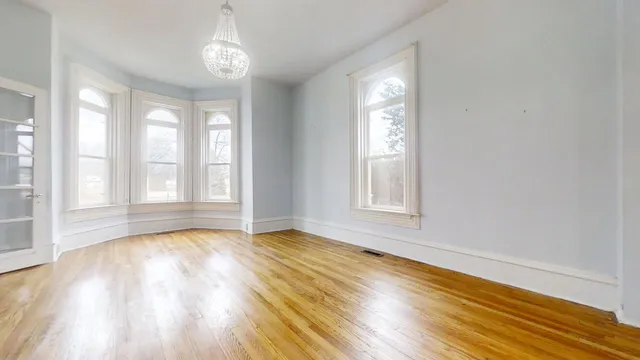 $159,900 | 137 Buena Vista Street, Kansas, IL 61933