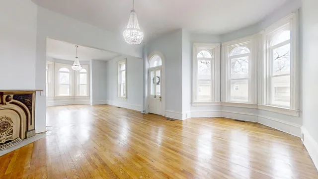 $159,900 | 137 Buena Vista Street, Kansas, IL 61933