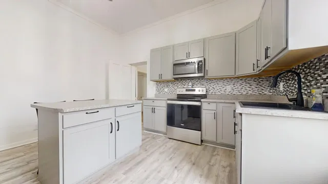 $159,900 | 137 Buena Vista Street, Kansas, IL 61933