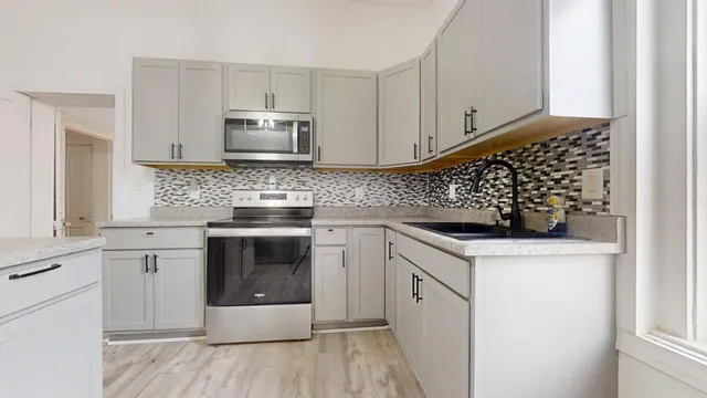 $159,900 | 137 Buena Vista Street, Kansas, IL 61933