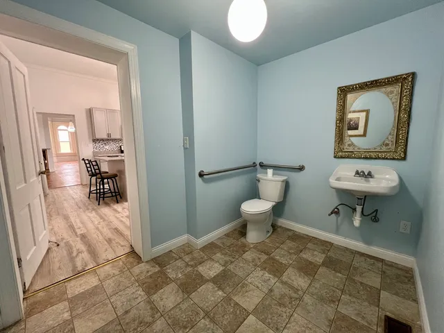 $159,900 | 137 Buena Vista Street, Kansas, IL 61933