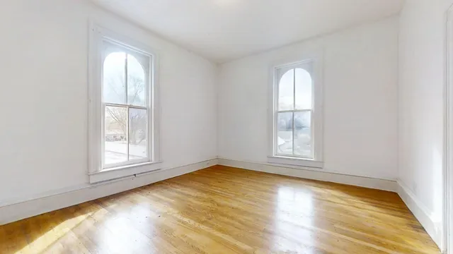 $159,900 | 137 Buena Vista Street, Kansas, IL 61933