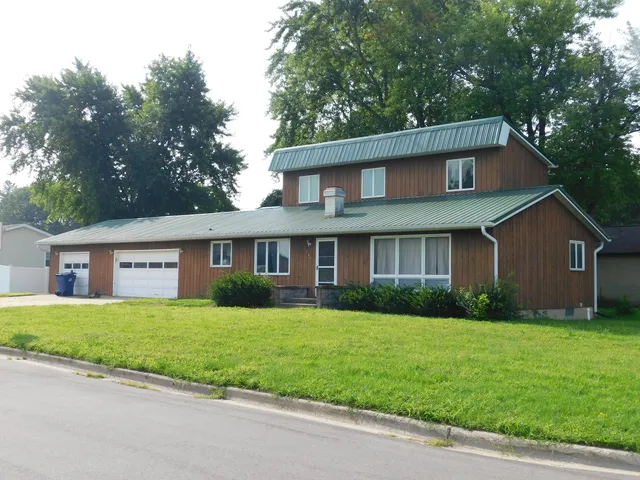 $157,500 | 630 23rd Street, LaSalle, IL 61301