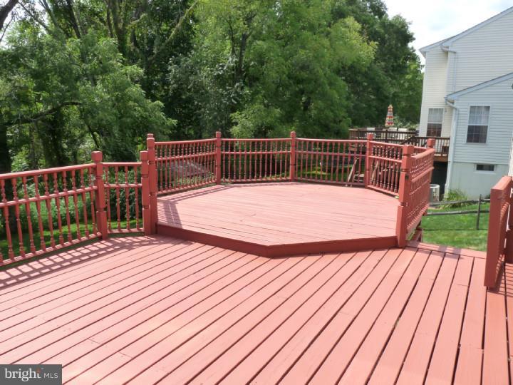 430 Winding Stream Road Spring City, PA 19475 - Photo 21 of 25 Deck