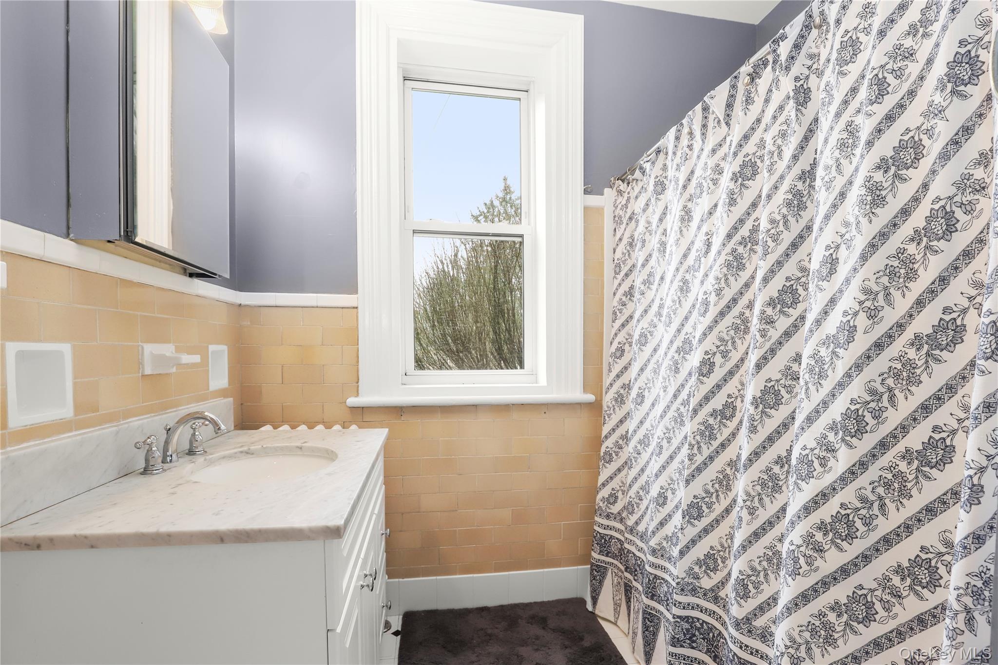 16 Bedford Road, Unit 1 Katonah, NY 10536 - Photo 15 of 18 First full bathroom
