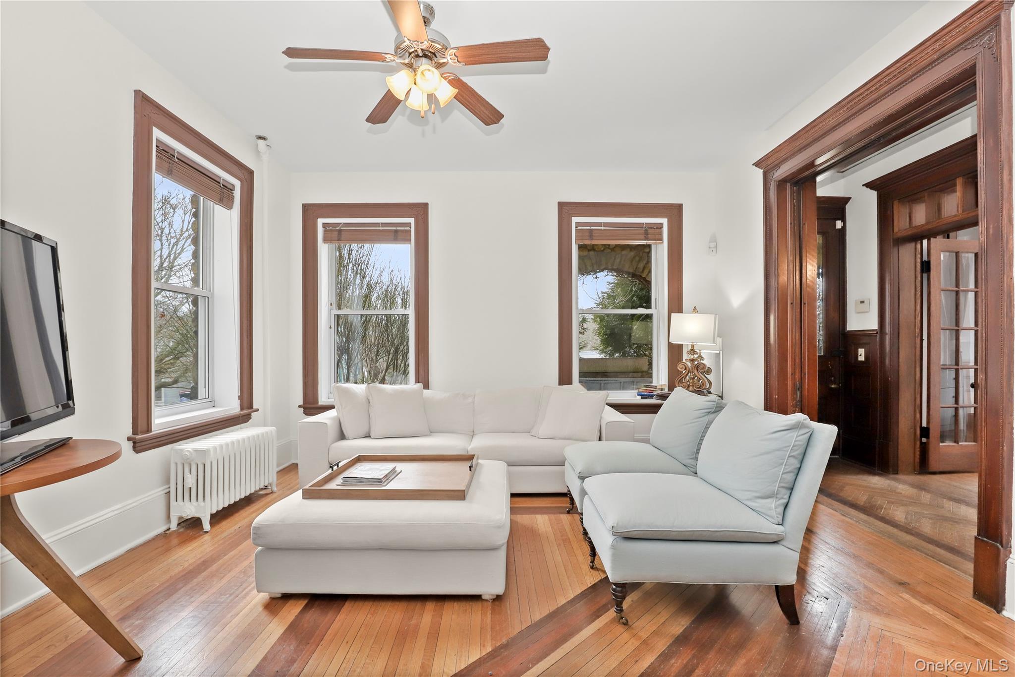 16 Bedford Road, Unit 1 Katonah, NY 10536 - Photo 5 of 18 Living Room