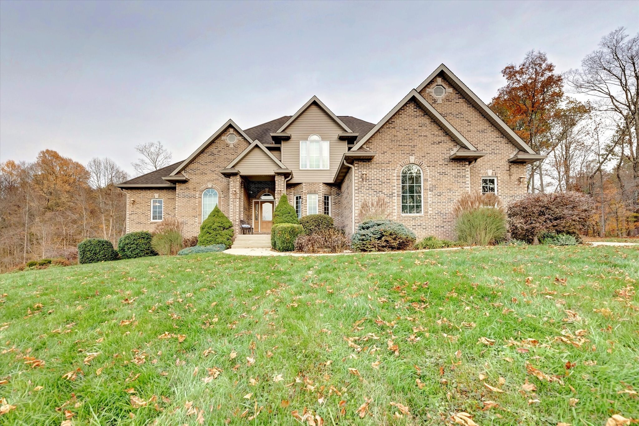 7235 South Lodge Road Bloomington, IN 47403 - Photo 2 of 48