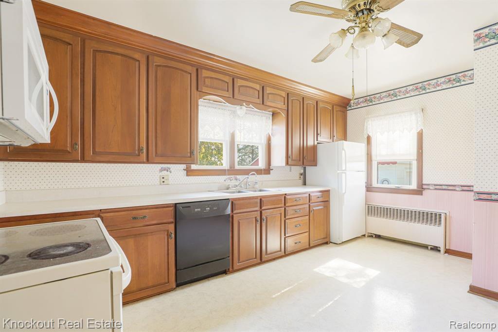 9377 Sanilac Road Reese, MI 48757 - Photo 13 of 42