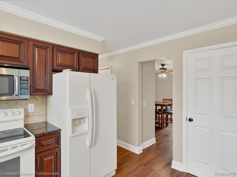6091 Rocking Chair Road Grand Blanc, MI 48439 - Photo 16 of 51 Gallery Image 16