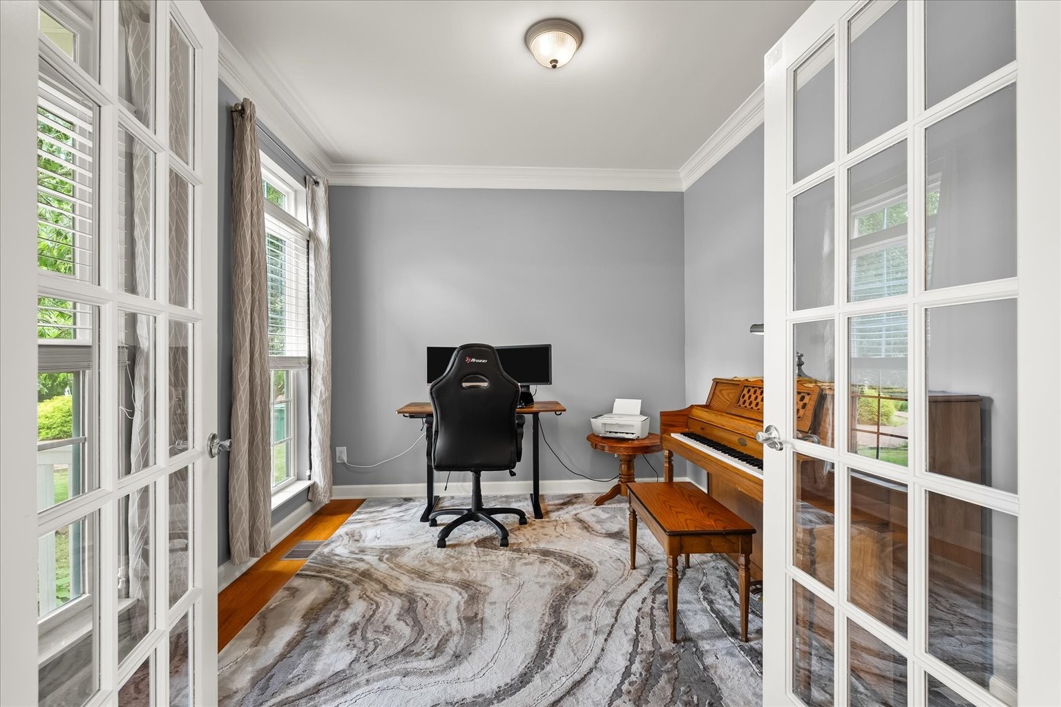4055 Williford Way Spring Hill, TN 37174 - Photo 5 of 37 a livingroom with workspace and a window