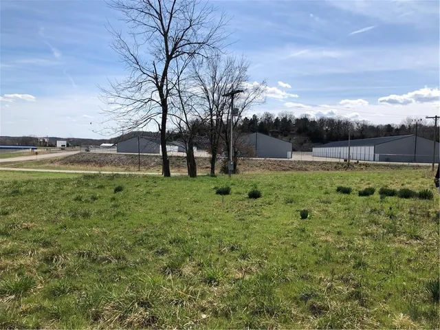 $475,000 | West Dam, Warsaw, MO 65355