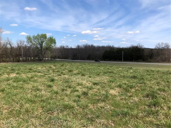 $475,000 | West Dam, Warsaw, MO 65355