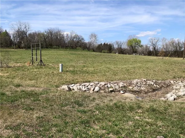 $475,000 | West Dam, Warsaw, MO 65355