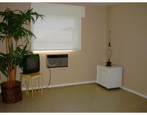 Undisclosed Address Pompano Beach, FL 33064 - Photo 6 of 10 Master Bedroom