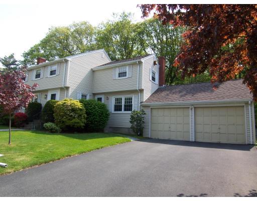 18 Helen Road Braintree, MA 02184 - Photo 2 of 8 Gallery Image 2