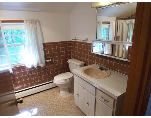 18 Helen Road Braintree, MA 02184 - Photo 8 of 8 Gallery Image 8