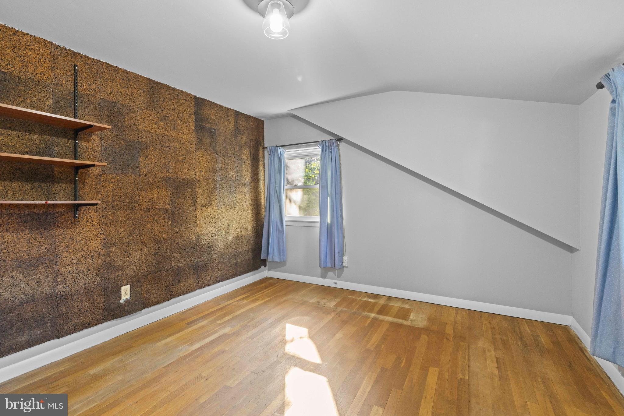 1052 Kipling Road Jenkintown, PA 19046 - Photo 18 of 30 Second floor bedroom 2