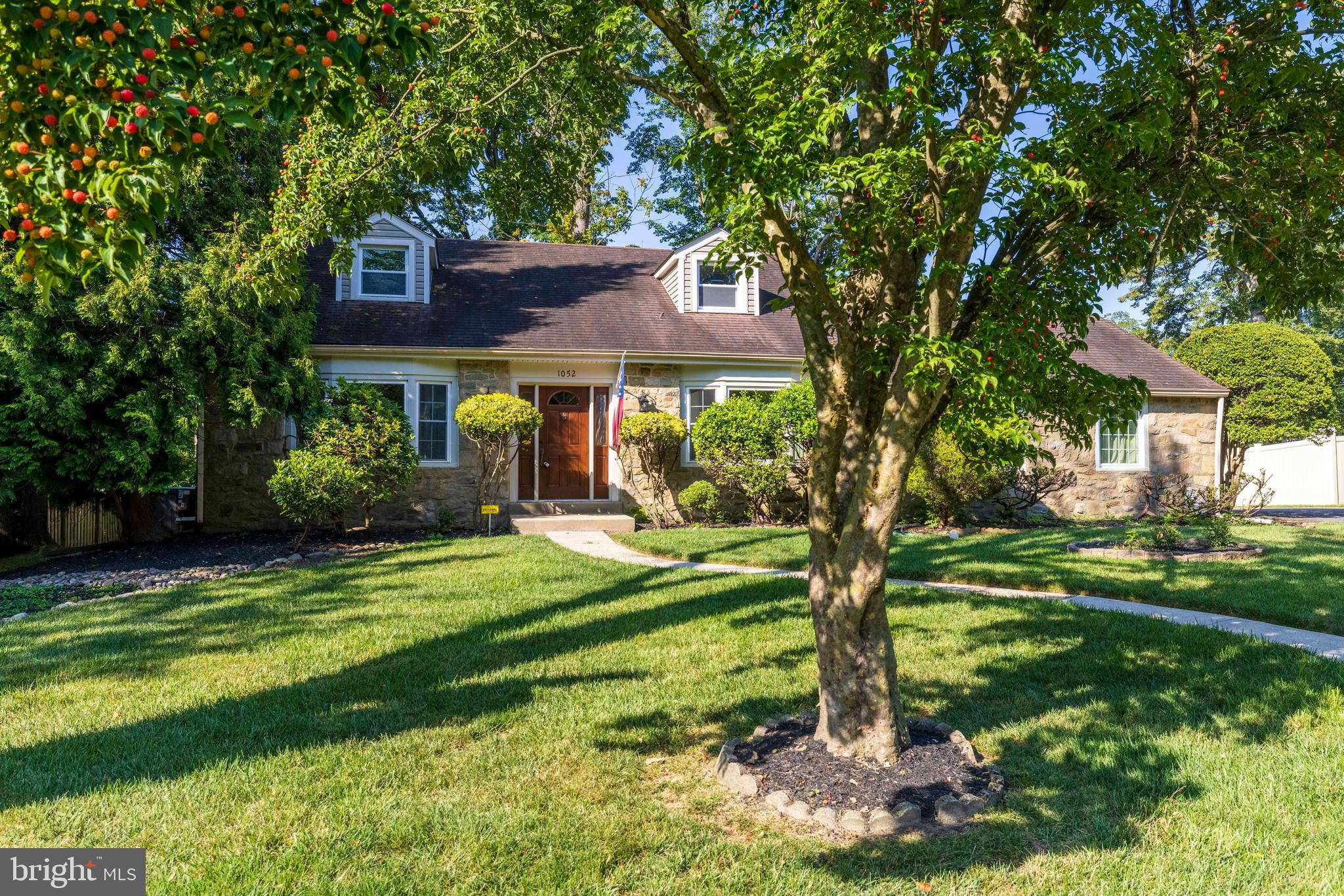 1052 Kipling Road Jenkintown, PA 19046 - Photo 2 of 30