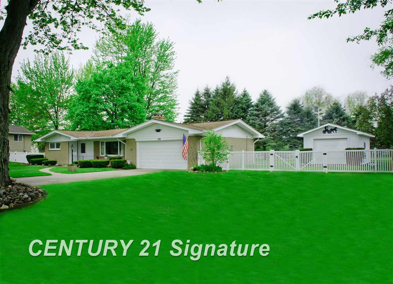 3633 North Thomas Road Freeland, MI 48623 - Photo 3 of 12 Gallery Image 3