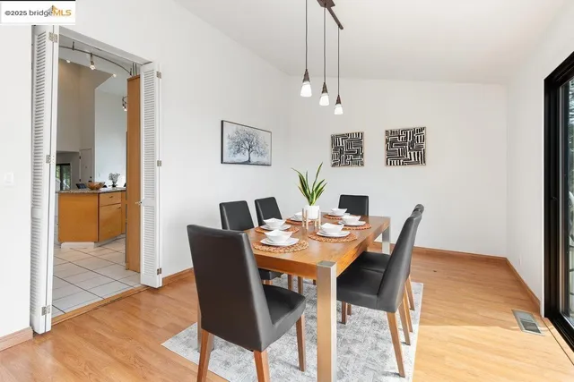 $1,390,000 | 9175 Skyline Boulevard, Oakland, CA 94611