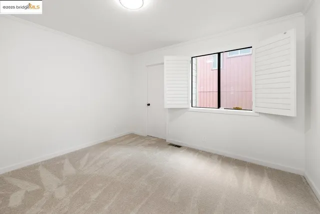 $1,390,000 | 9175 Skyline Boulevard, Oakland, CA 94611