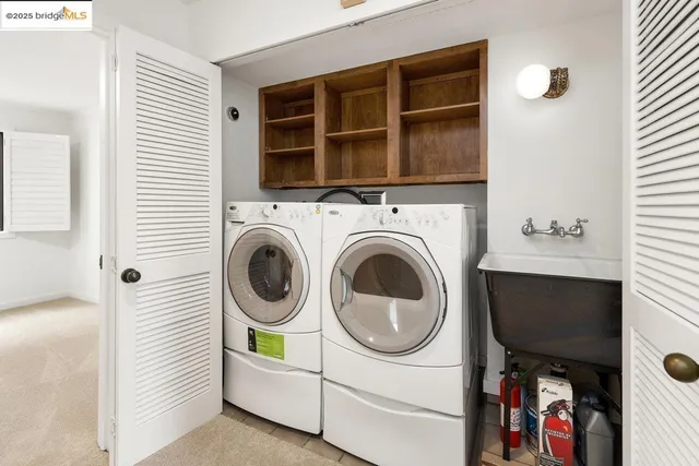 $1,390,000 | 9175 Skyline Boulevard, Oakland, CA 94611