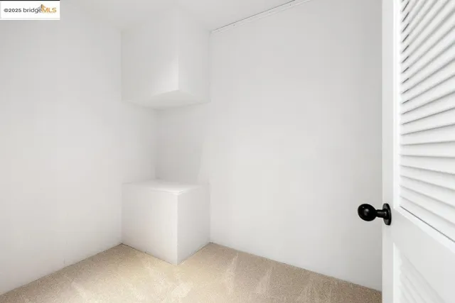 $1,390,000 | 9175 Skyline Boulevard, Oakland, CA 94611