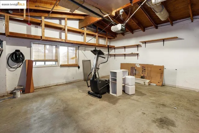 $1,390,000 | 9175 Skyline Boulevard, Oakland, CA 94611