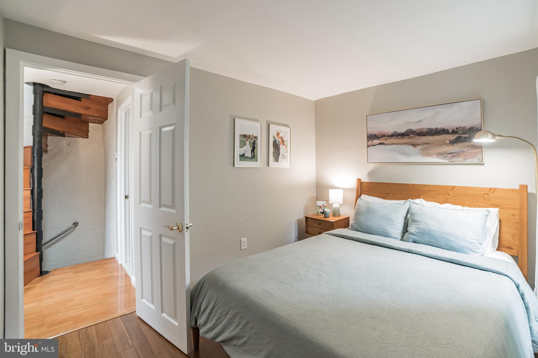 617 South 7th Street, Unit D Philadelphia, PA 19147 - Photo 12 of 28