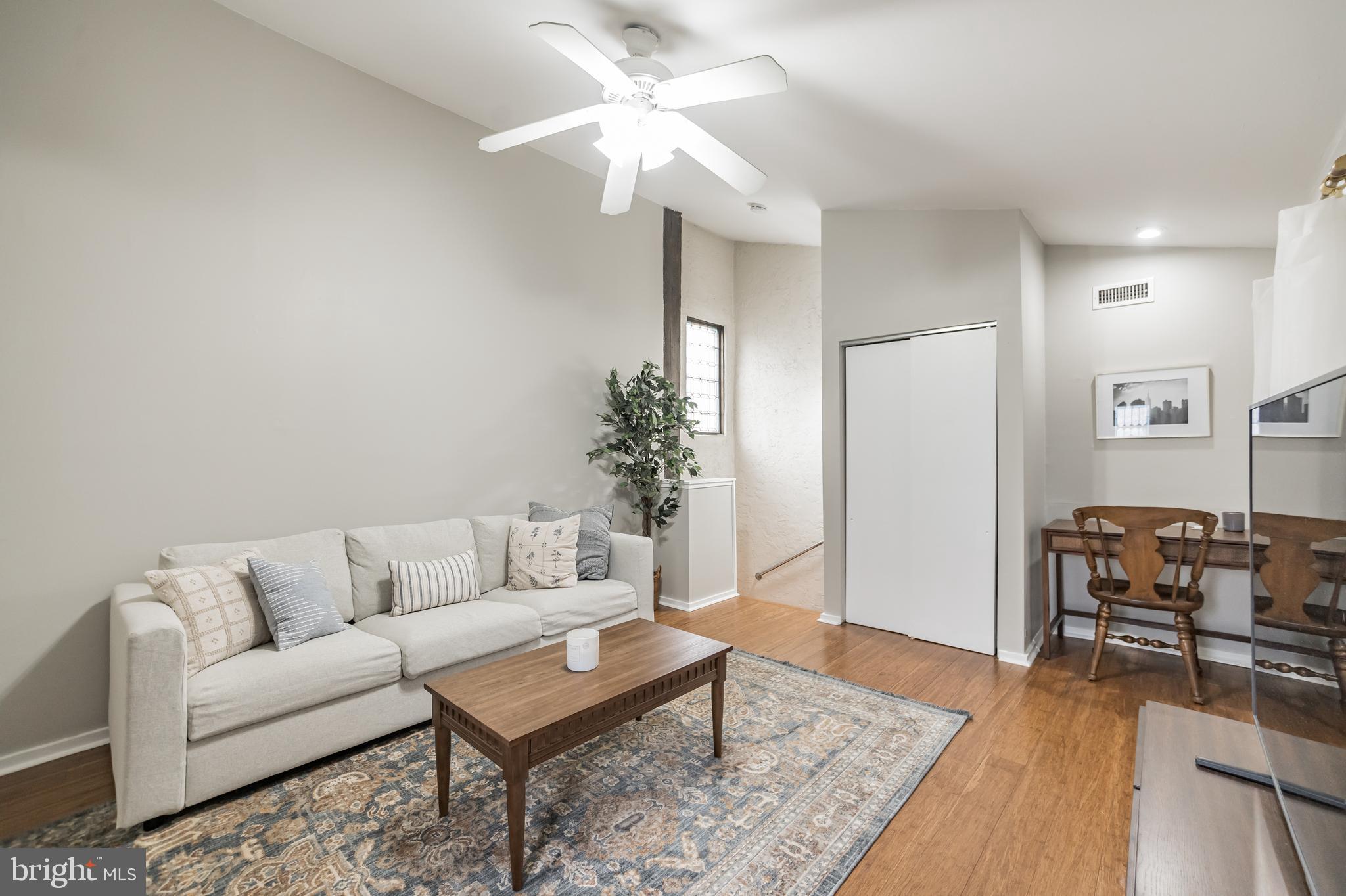 617 South 7th Street, Unit D Philadelphia, PA 19147 - Photo 19 of 28