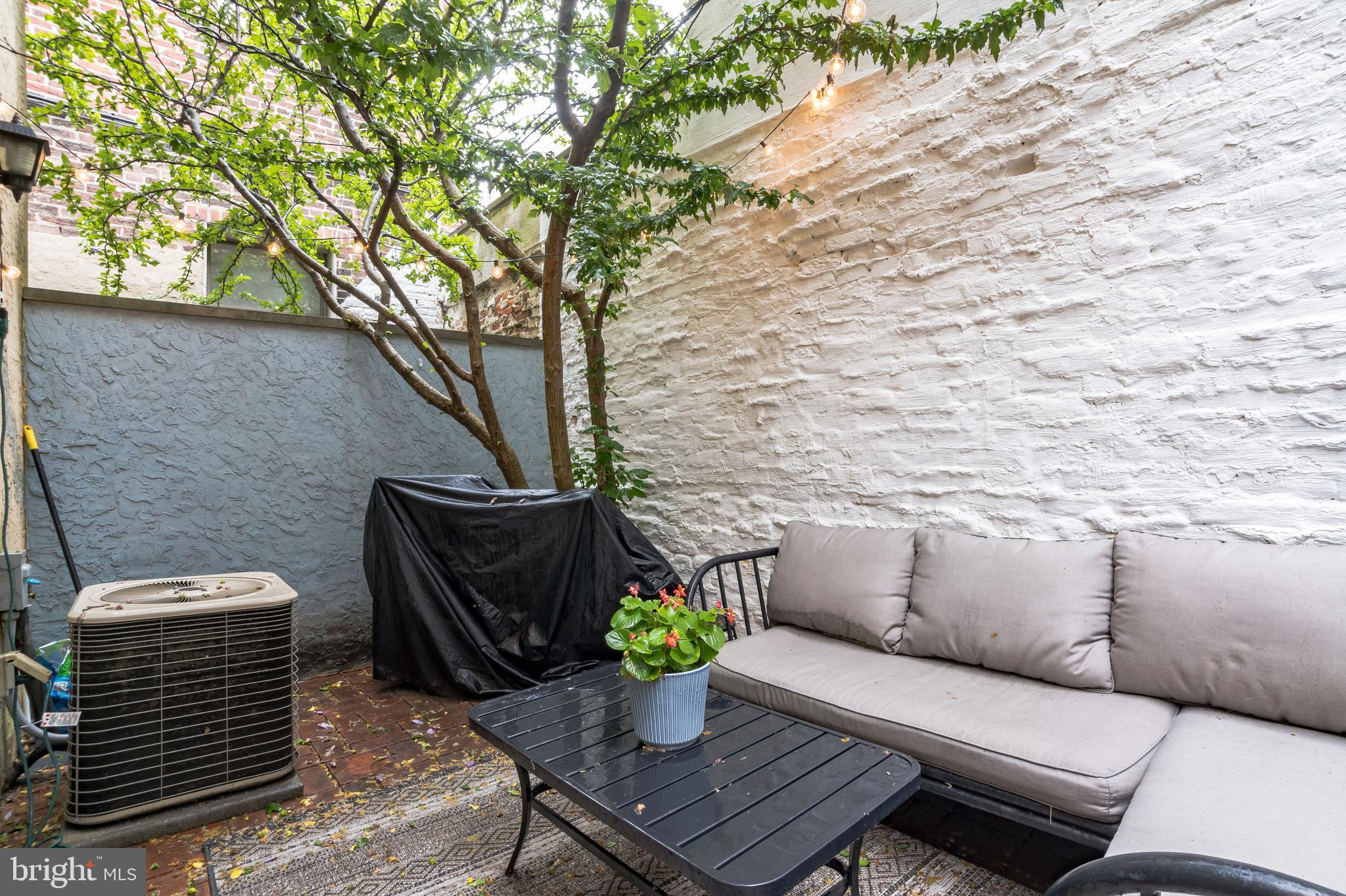 617 South 7th Street, Unit D Philadelphia, PA 19147 - Photo 8 of 28