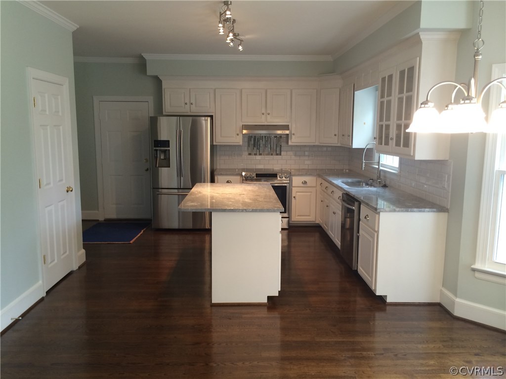 3642 Derby Ridge Loop Midlothian, VA 23113 - Photo 3 of 13 Gallery Image 3