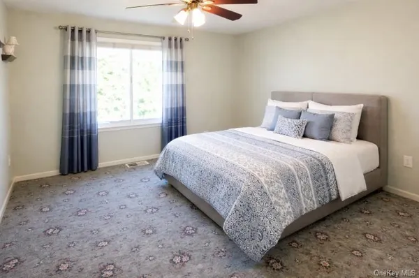 $399,900 | 280 Brettonwoods Drive, Coram, NY 11727