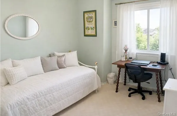 $399,900 | 280 Brettonwoods Drive, Coram, NY 11727