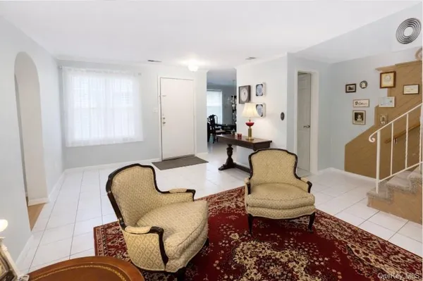 $399,900 | 280 Brettonwoods Drive, Coram, NY 11727