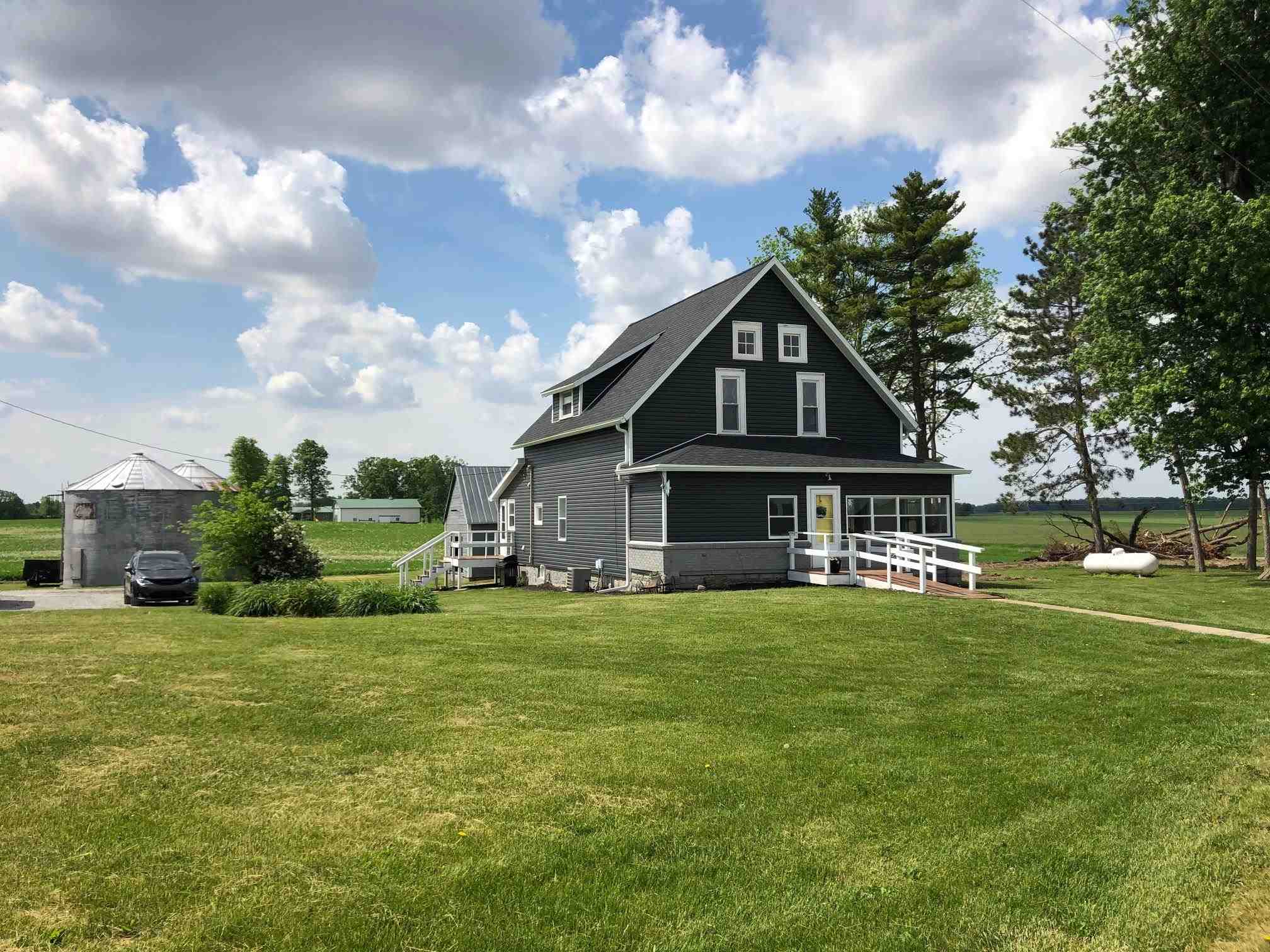 549 East Macy Gilead Road Macy, IN 46951 - Photo 4 of 18 Gallery Image 4