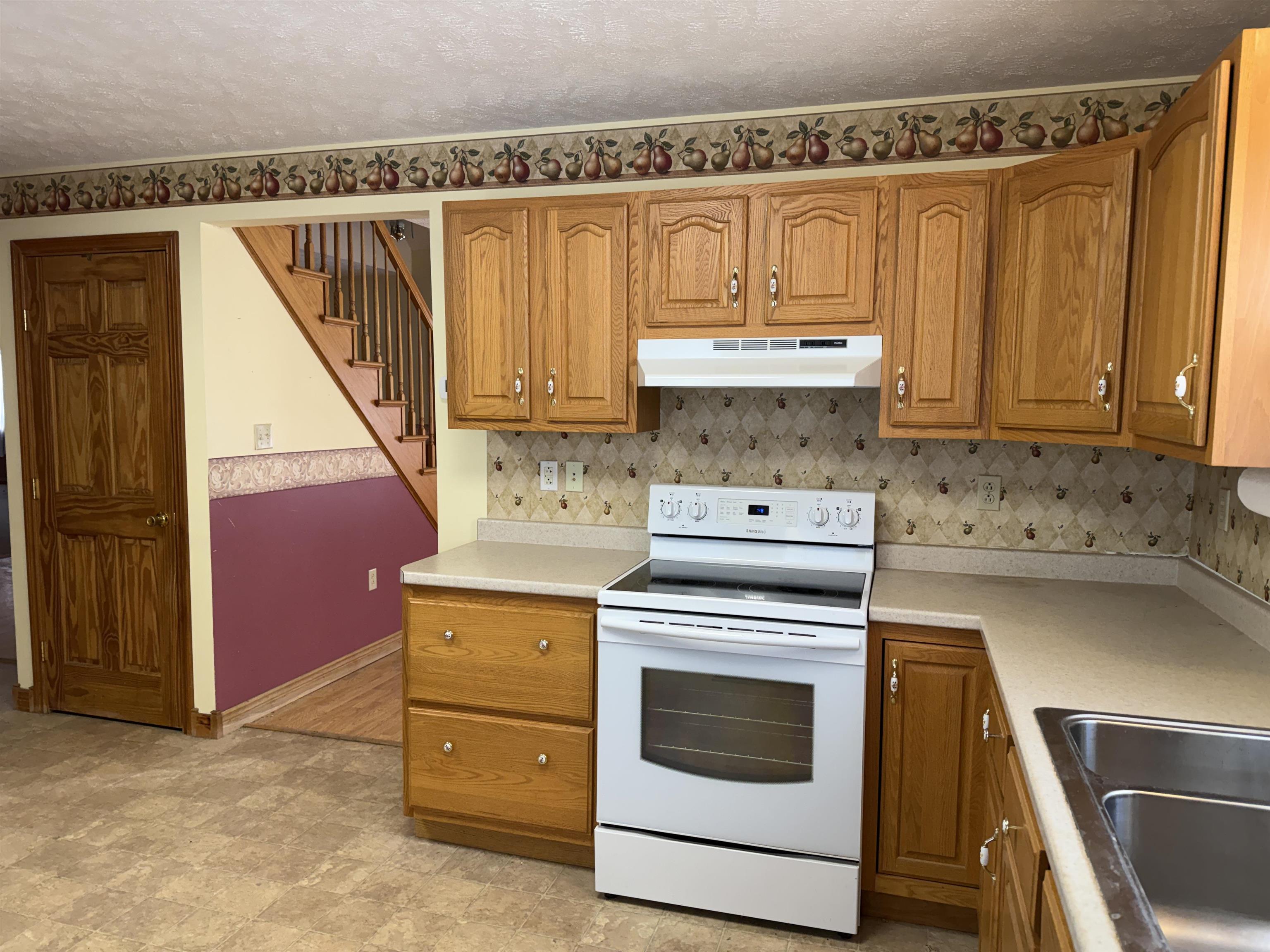 75 Decatur Street Highgate, VT 05459 - Photo 2 of 31