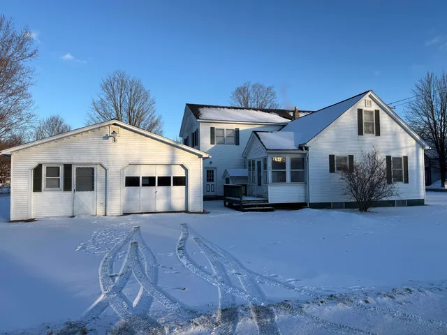 $519,900 | 75 Decatur Street, Highgate, VT 05459