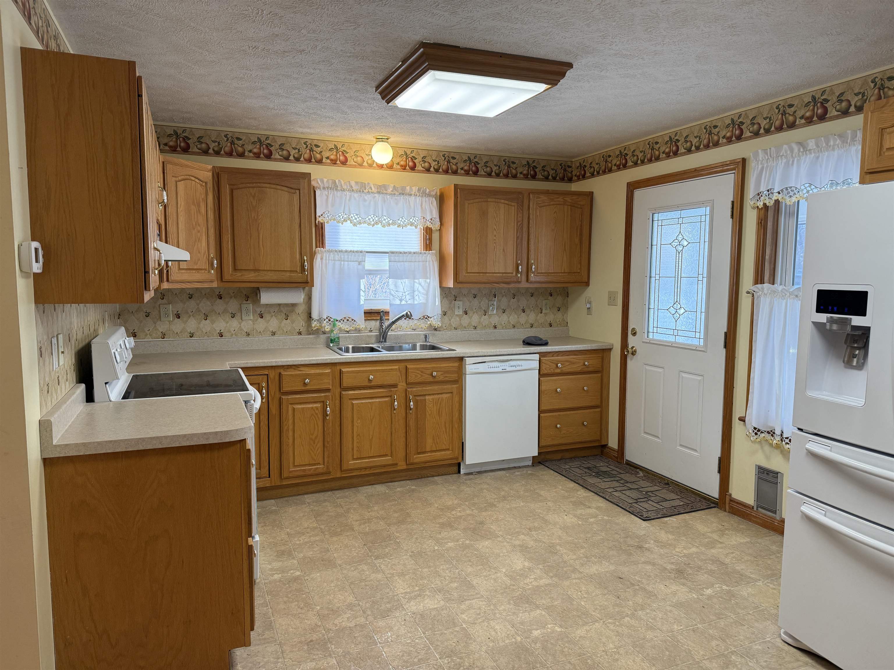 75 Decatur Street Highgate, VT 05459 - Photo 3 of 31