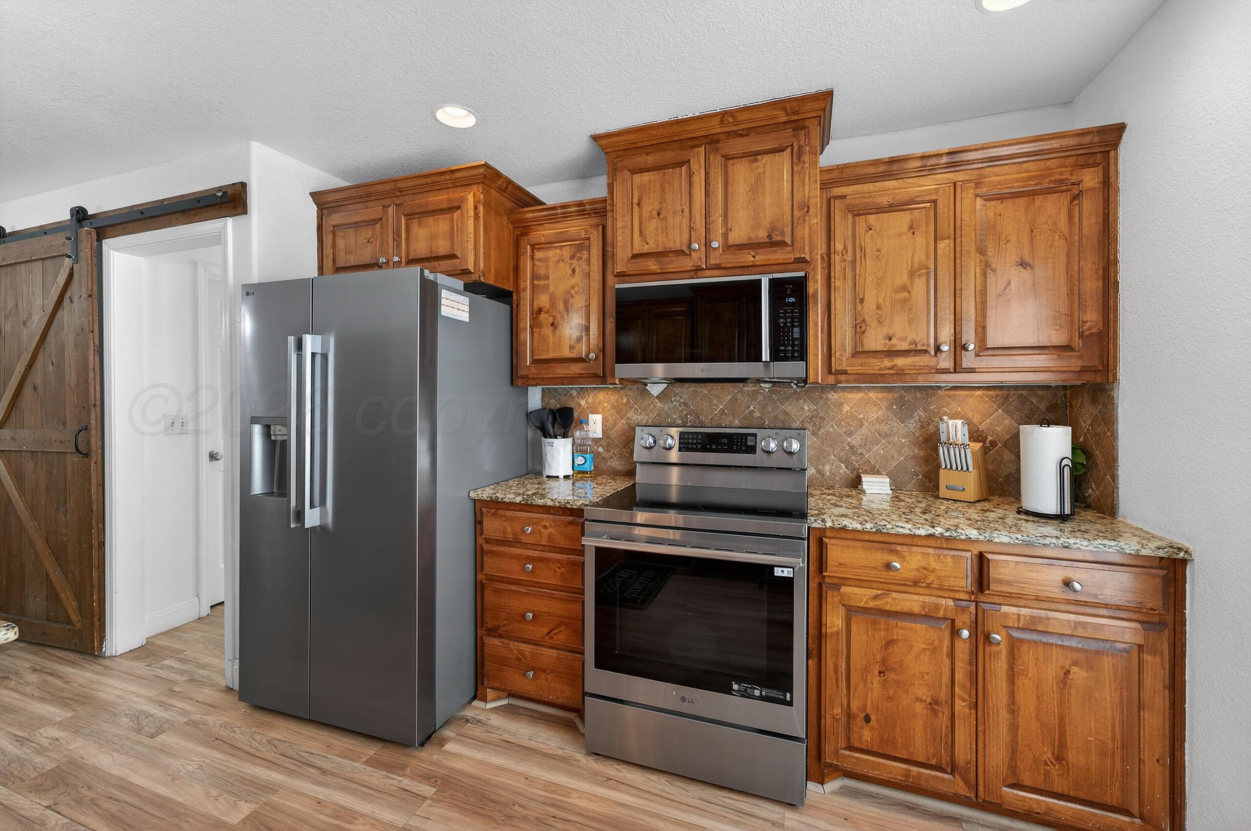 3904 Arden Road Amarillo, TX 79118 - Photo 16 of 38 016_Kitchen5