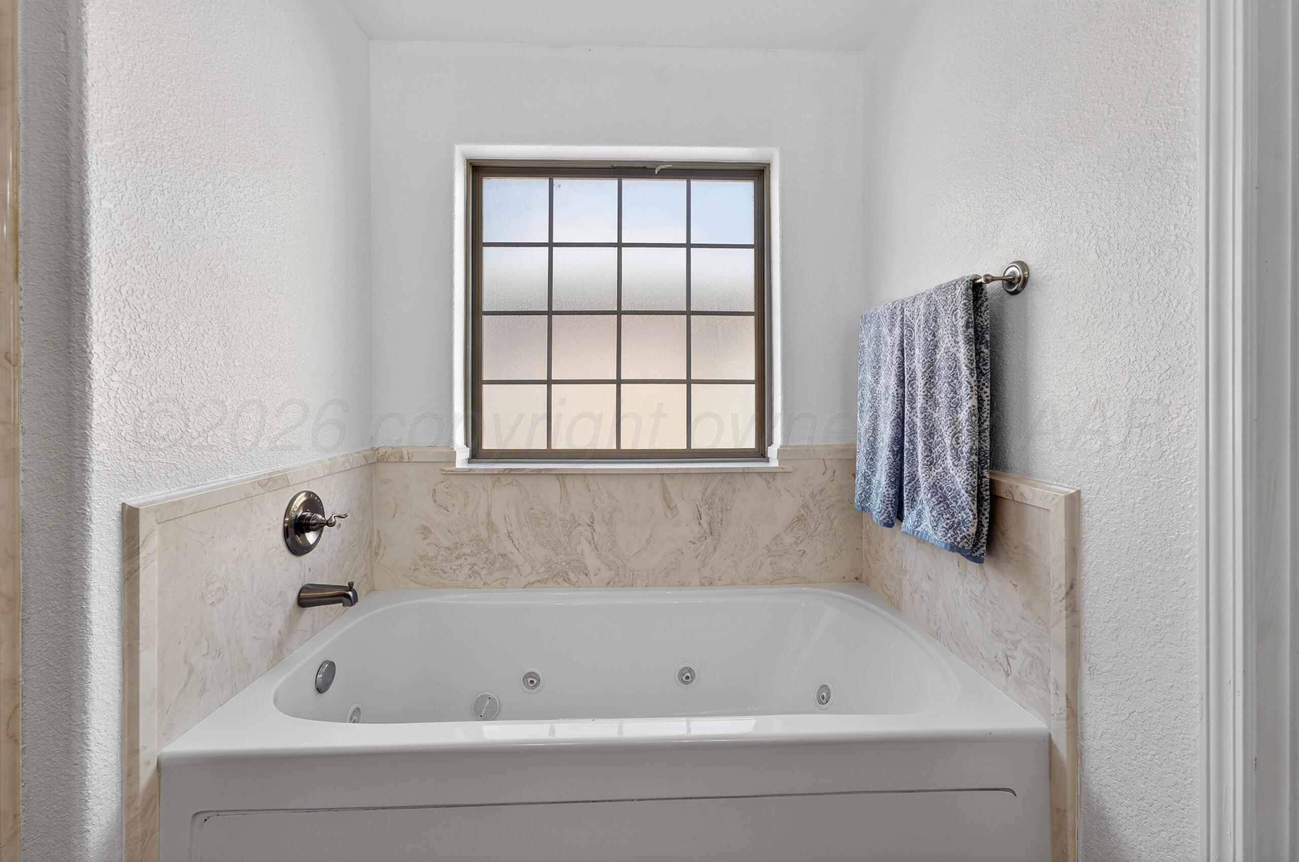 3904 Arden Road Amarillo, TX 79118 - Photo 25 of 38 025_Primary Bath4