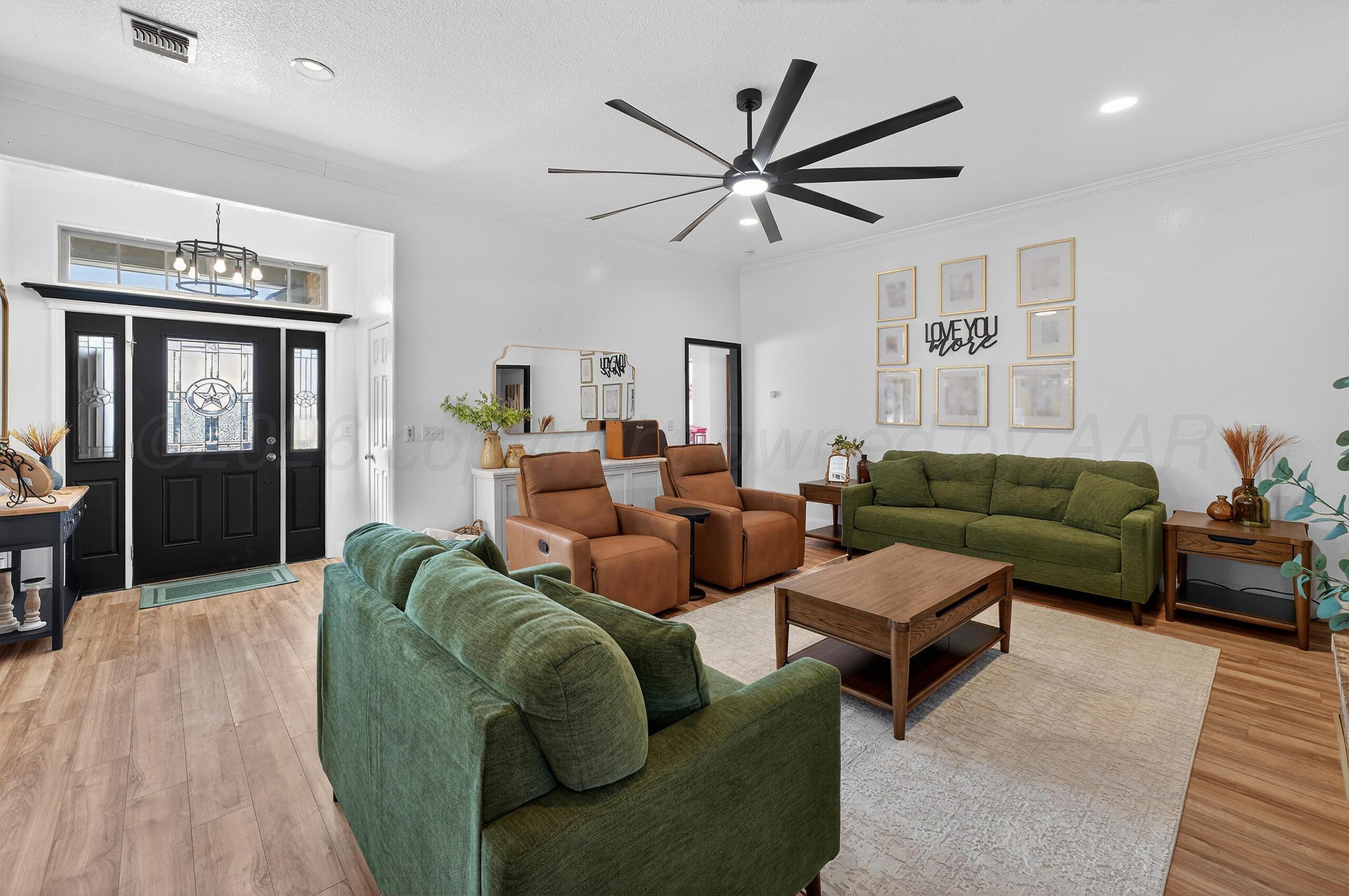 3904 Arden Road Amarillo, TX 79118 - Photo 8 of 38 008_Living3