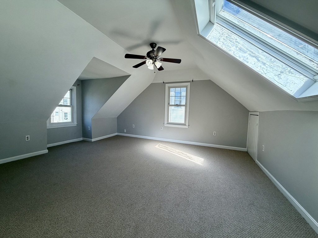 37 Elmdale Street West Springfield, MA 01089 - Photo 13 of 20