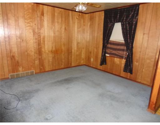 3210 Rainbow Run Road Monongahela, PA 15063 - Photo 3 of 10 Living Room.