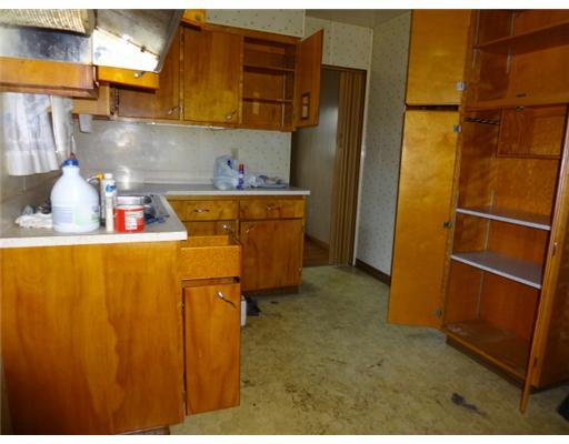 3210 Rainbow Run Road Monongahela, PA 15063 - Photo 5 of 10 Kitchen.