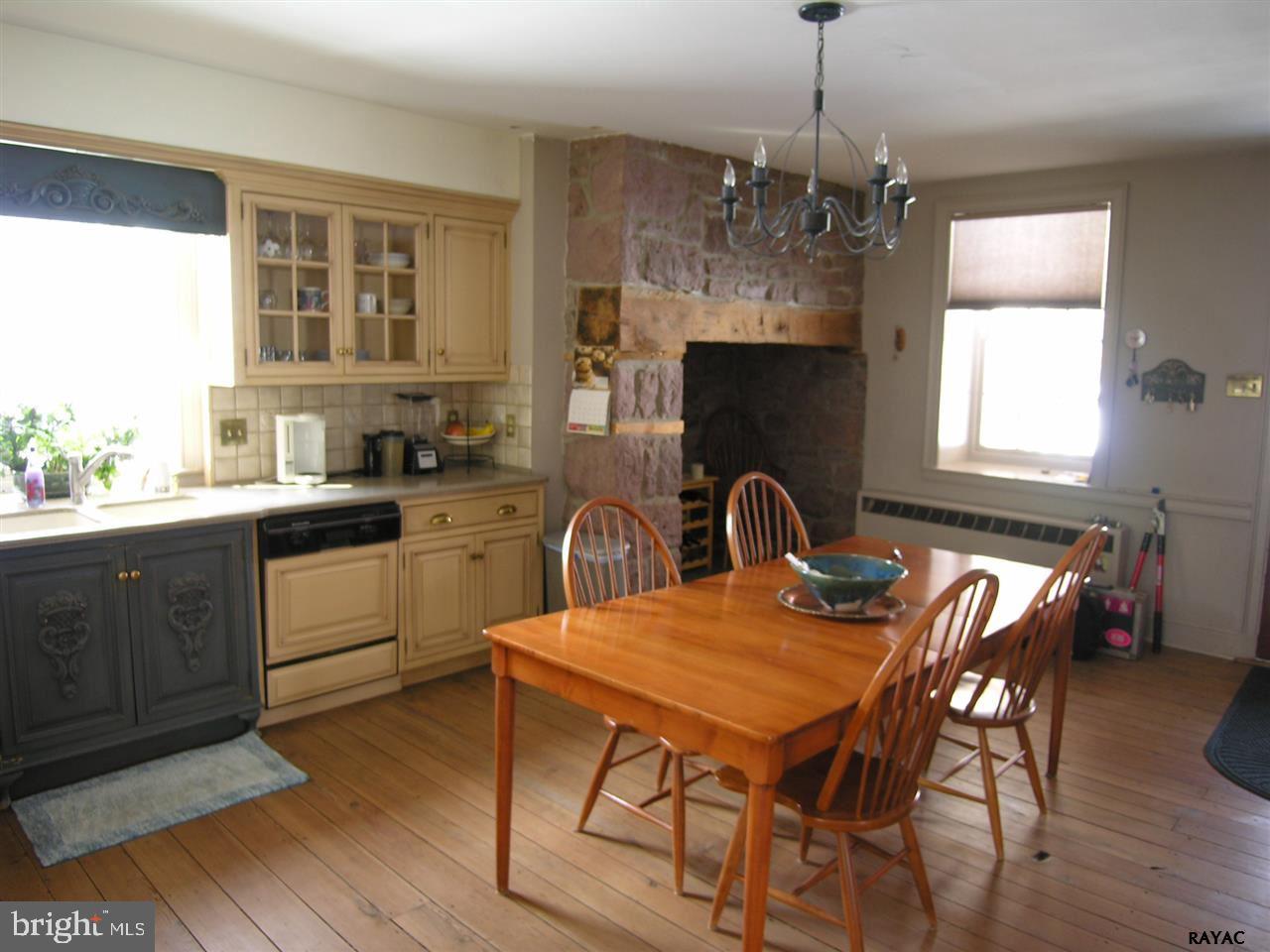 4850 Nursery Road Dover, PA 17315 - Photo 9 of 36