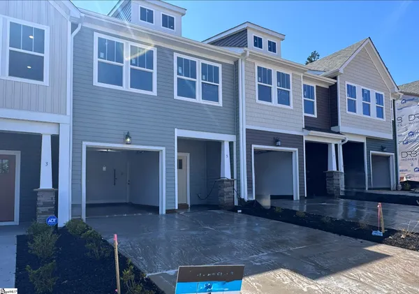 $249,990 | 5 Starks Circle, Simpsonville, SC 29680