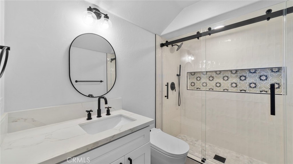 1726 Kings Road Vista, CA 92084 - Photo 23 of 66 Downstairs Full Bath