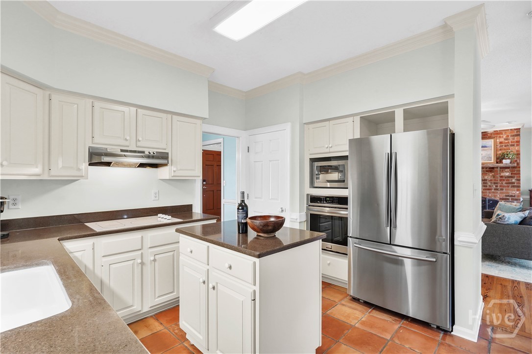 8 Chestley Place Savannah, GA 31406 - Photo 20 of 64 Kitchen